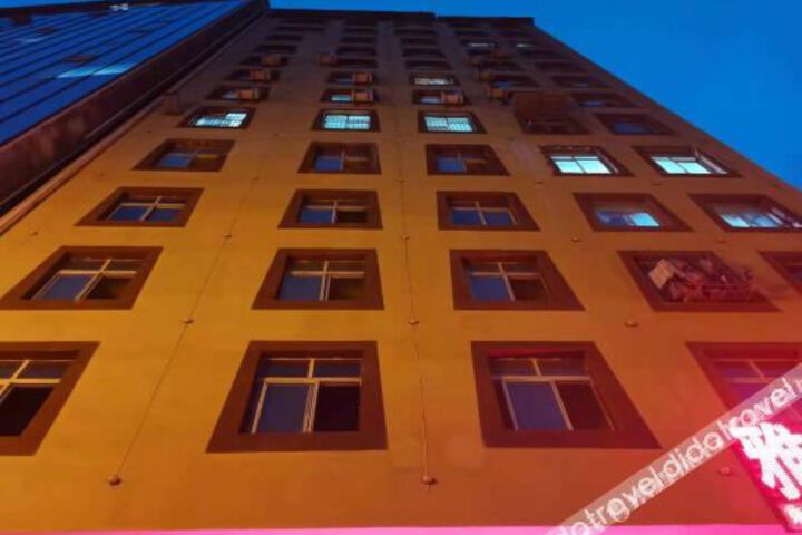 Hotel 2 of 9