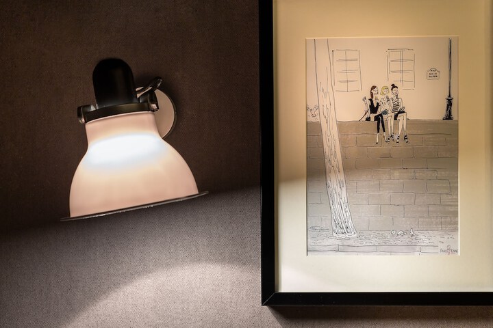 Room amenity