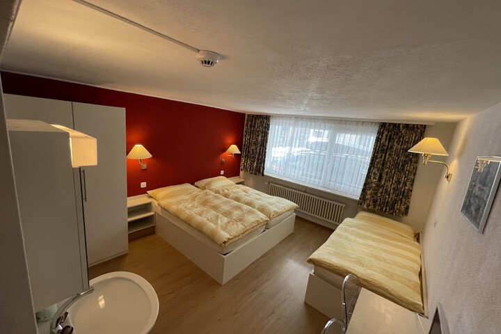 Room 7 of 51