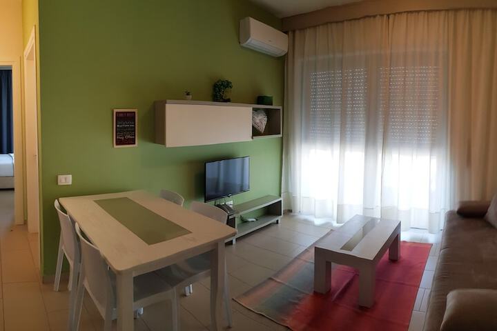 Room 25 of 84