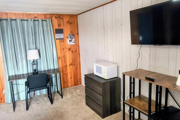 Room 9 of 17