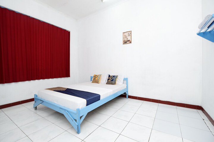 Room 6 of 38