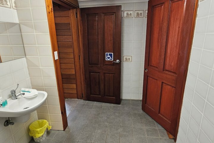 Room 14 of 48