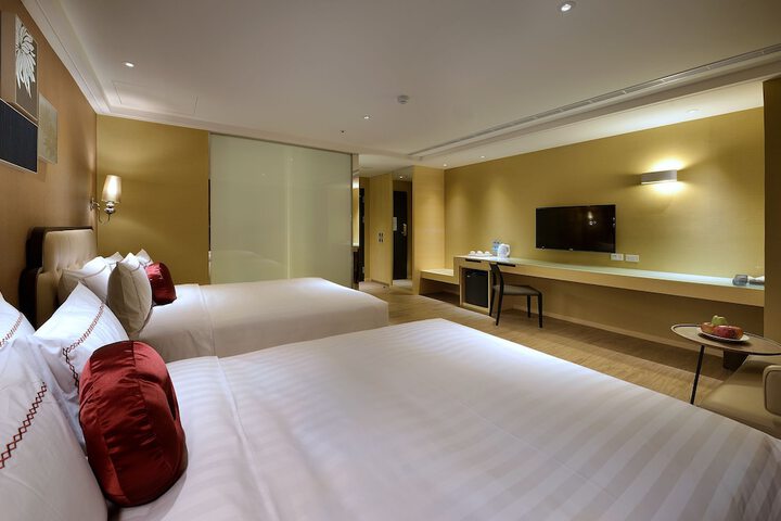 Room 9 of 54