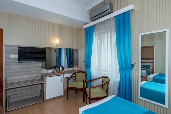 Room 49 of 97