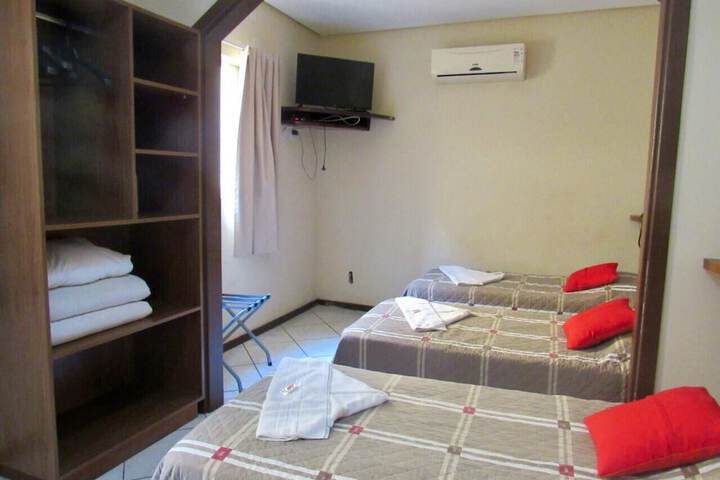 Room 9 of 9