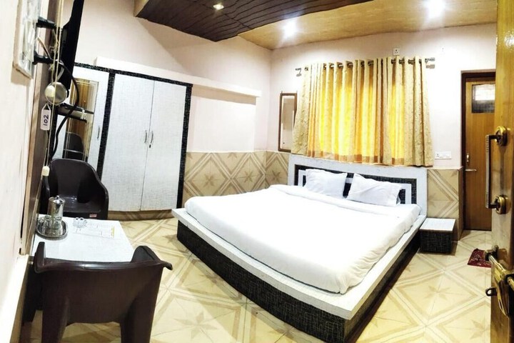 Room 20 of 23