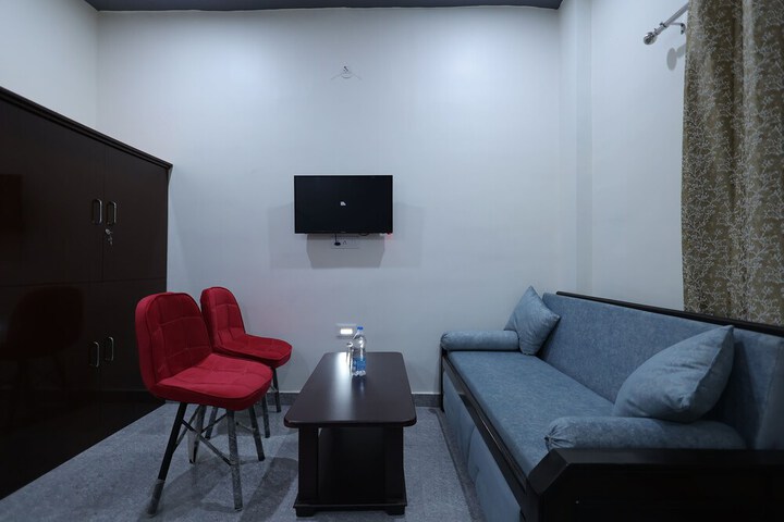 Room 47 of 83