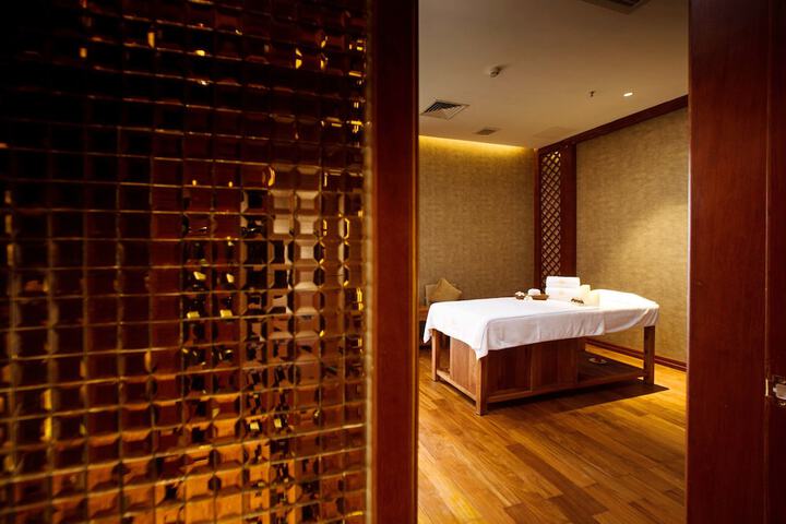 Spa 41 of 52