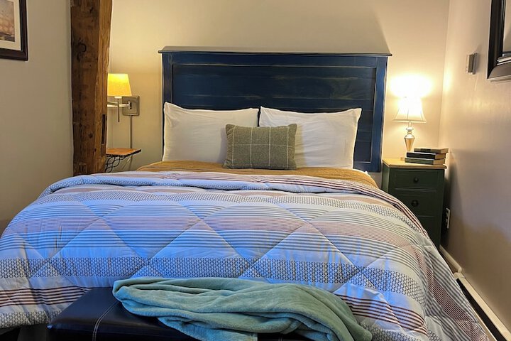 Room 14 of 64