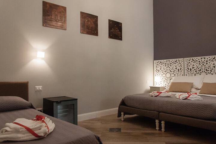 Room 14 of 48