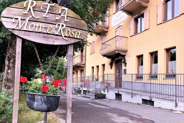 Hotel 52 of 58