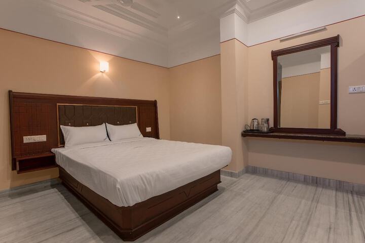 Room 29 of 51