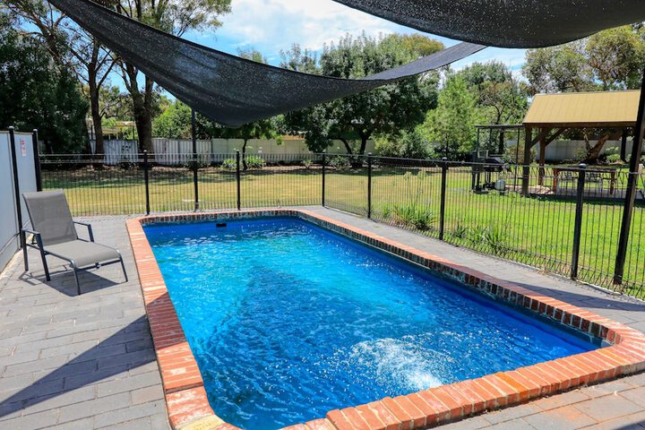 Pool 26 of 35