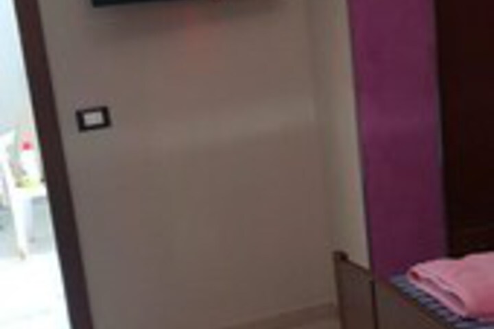 Room 17 of 30