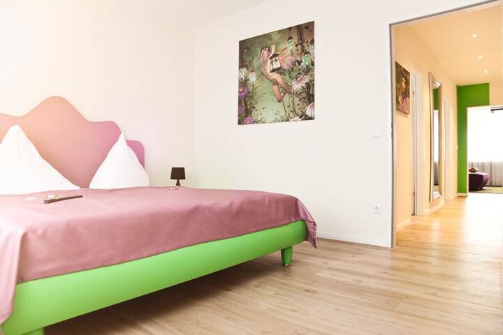 Room 12 of 72