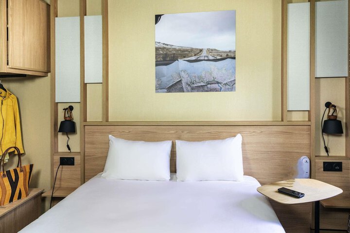 Room 7 of 39