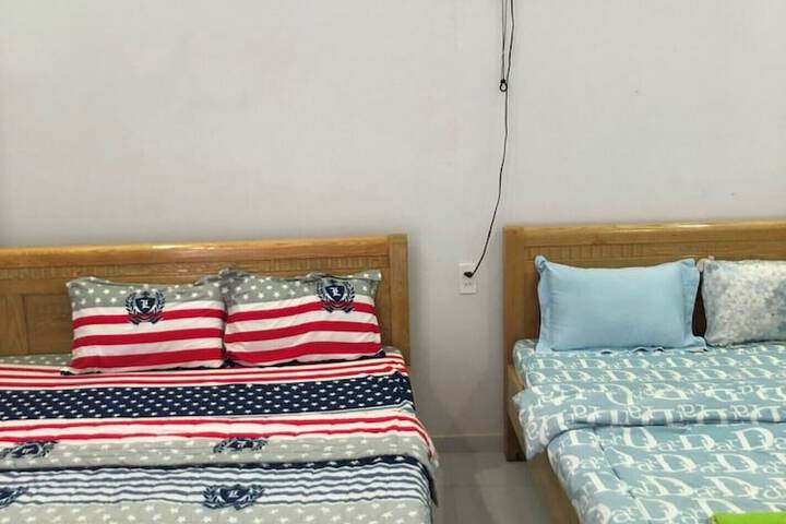 Room 12 of 30
