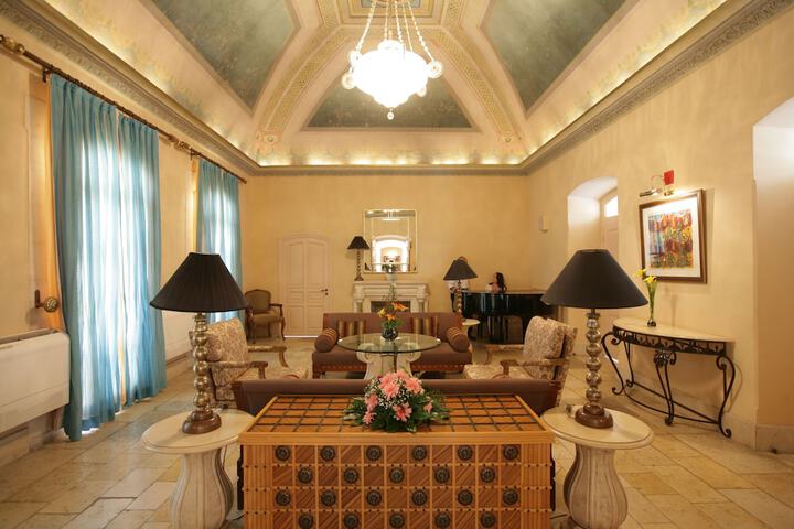 Hotel Interior 6 of 71