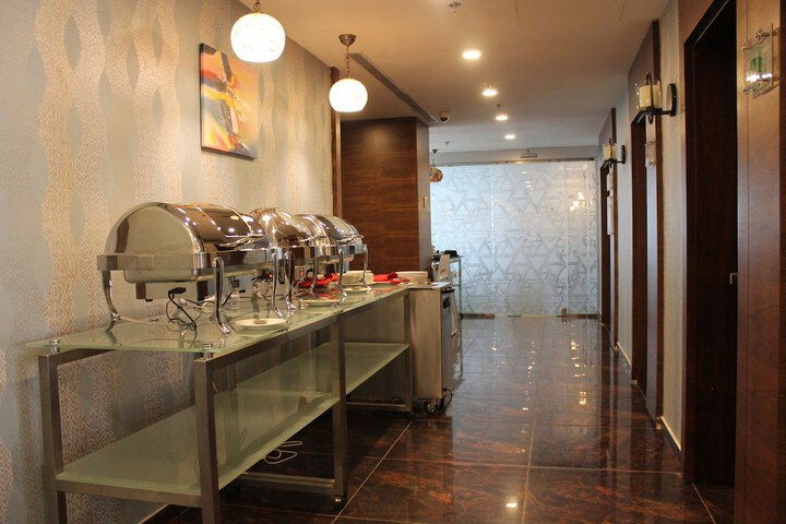 Breakfast/Coffee Service 31 of 47