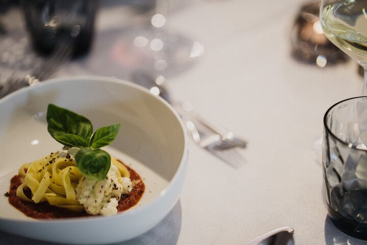 Dining 50 of 76
