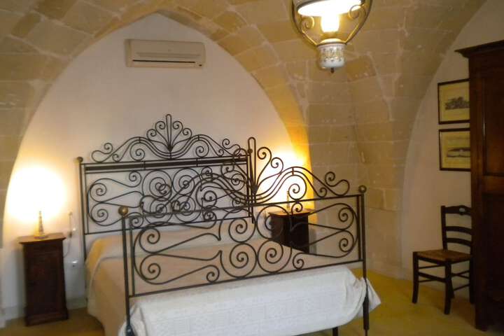 Room 7 of 29