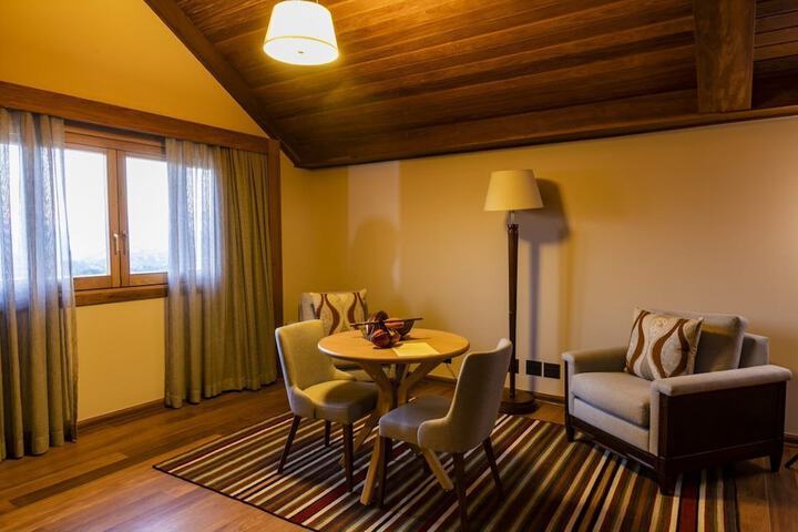 Room 27 of 70