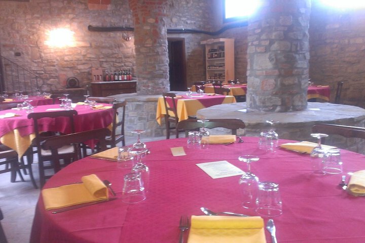 Dining 38 of 62