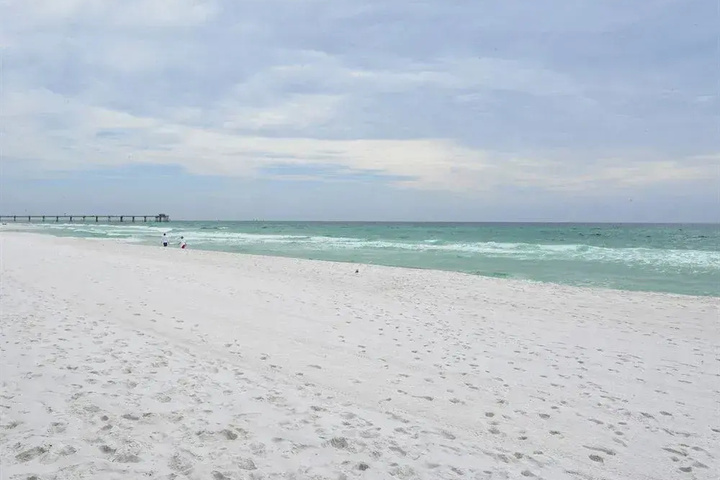 Beach 22 of 31