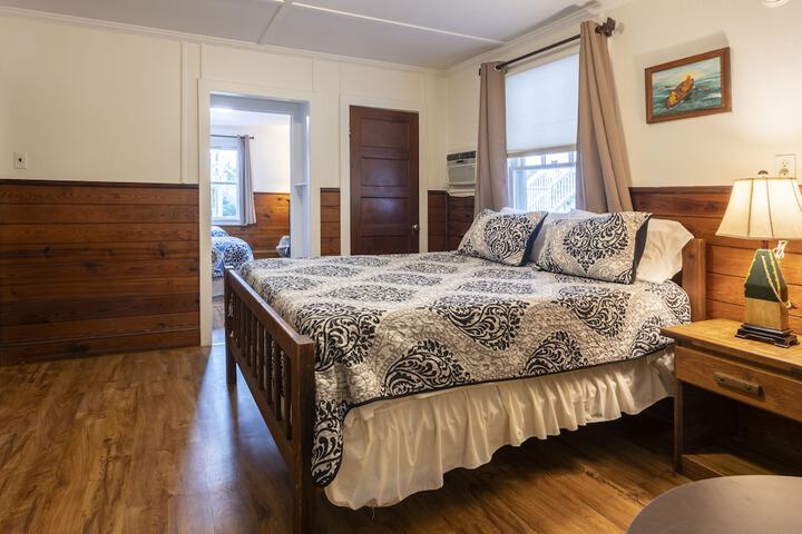Room 65 of 309