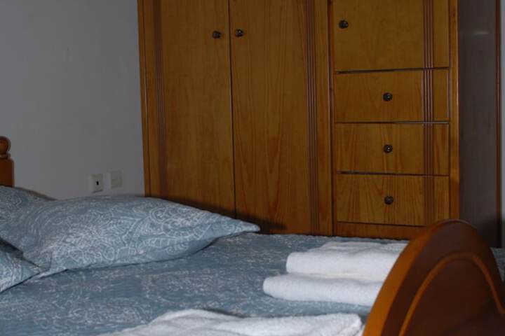 Room 3 of 192