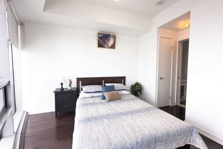 Room 2 of 12