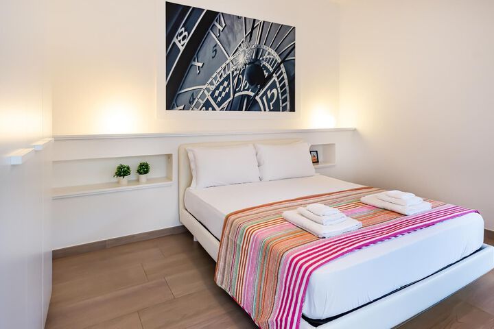 Room 8 of 20