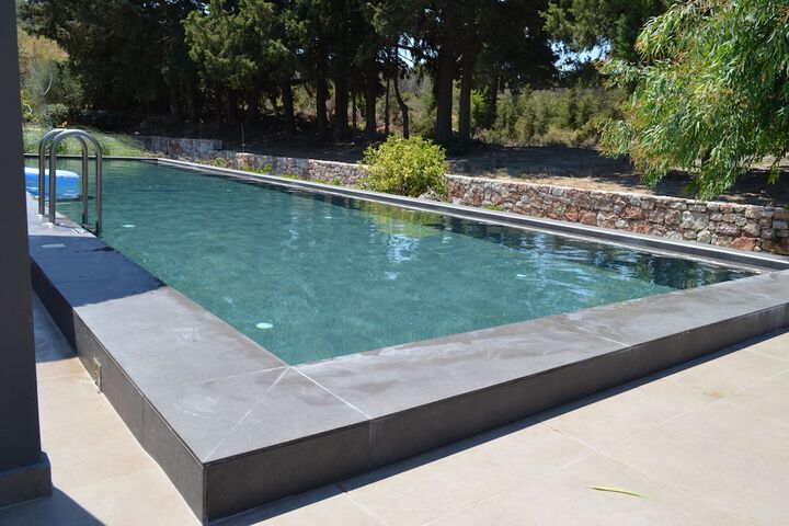 Pool 53 of 221