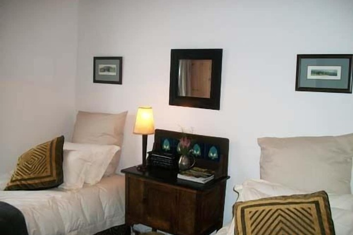 Room 27 of 58