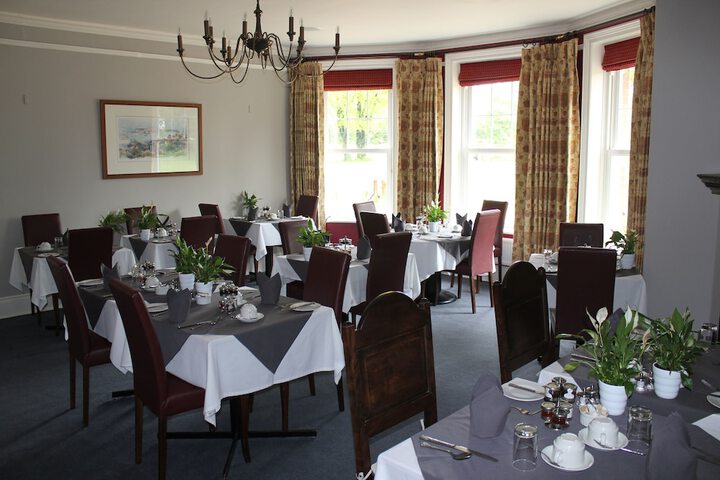 Dining 64 of 84