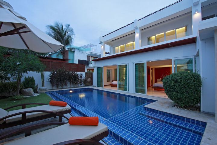 Pool 99 of 188