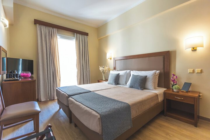 Room 49 of 60