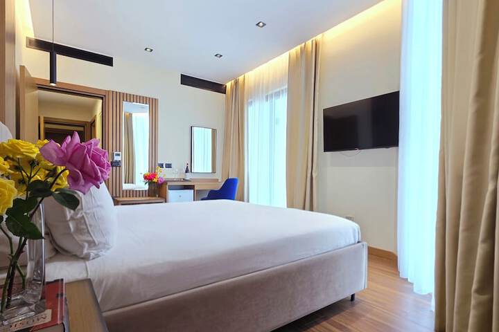 Room 49 of 96