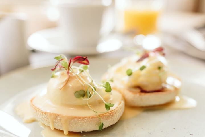 Breakfast/Coffee Service 91 of 101