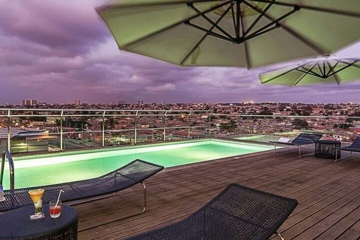 Pool 13 of 24
