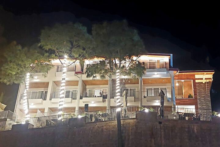 Hotel 124 of 137