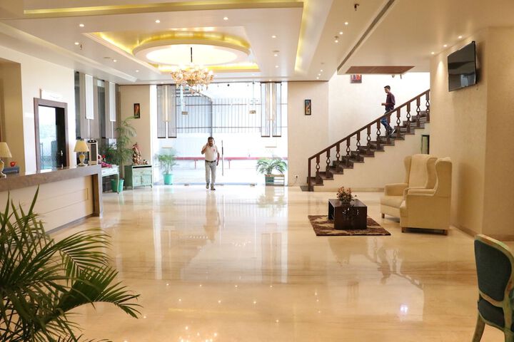 Hotel 2 of 59