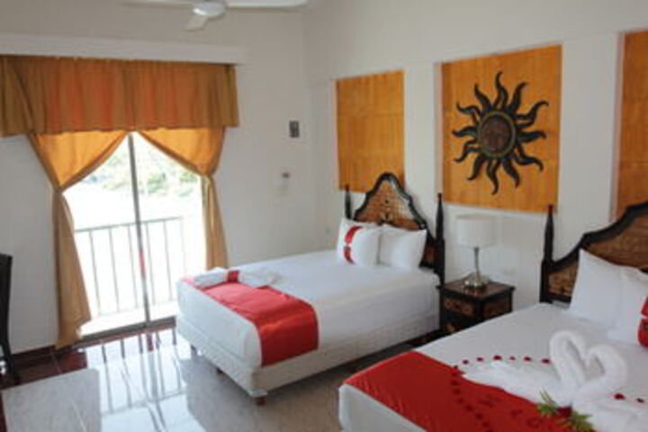 Room 12 of 39