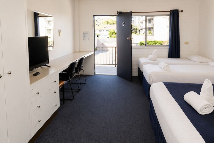 Room 30 of 59