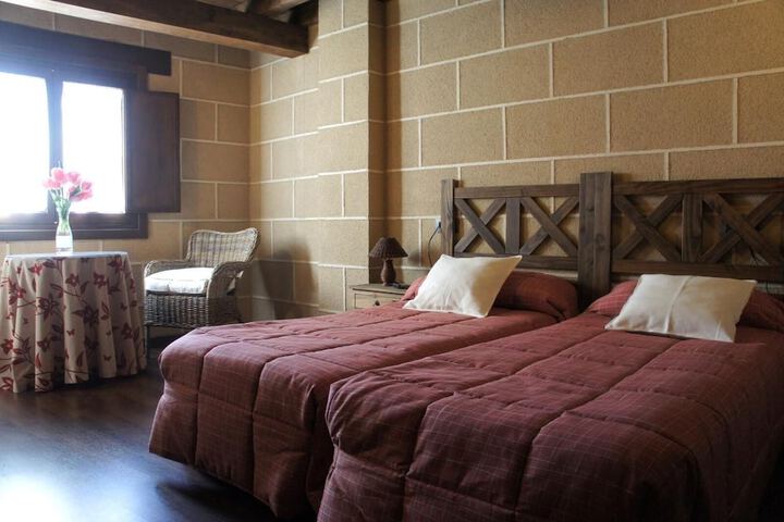 Room 5 of 26