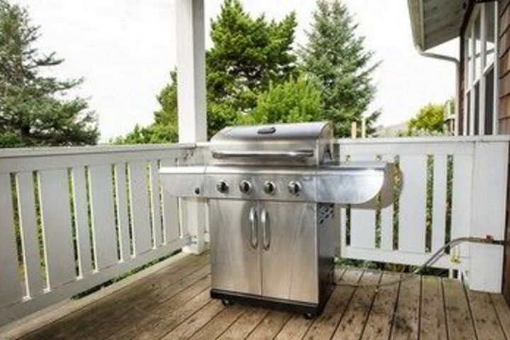 Property Grounds 8 of 28