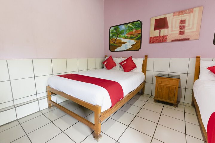 Room 25 of 54