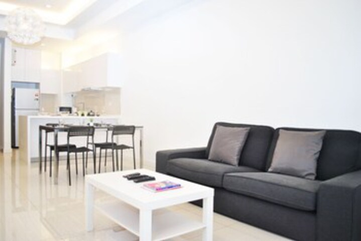 Room 16 of 38
