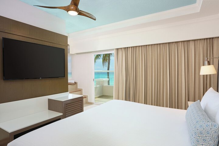 Room 26 of 160